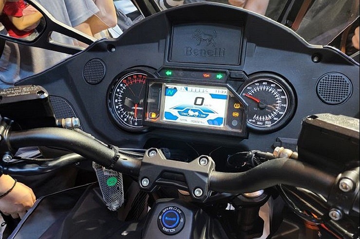 Benelli lancia la nuova 1200 GT